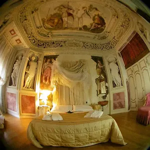Casa Museo Palazzo Valenti Gonzaga *** Мантуя